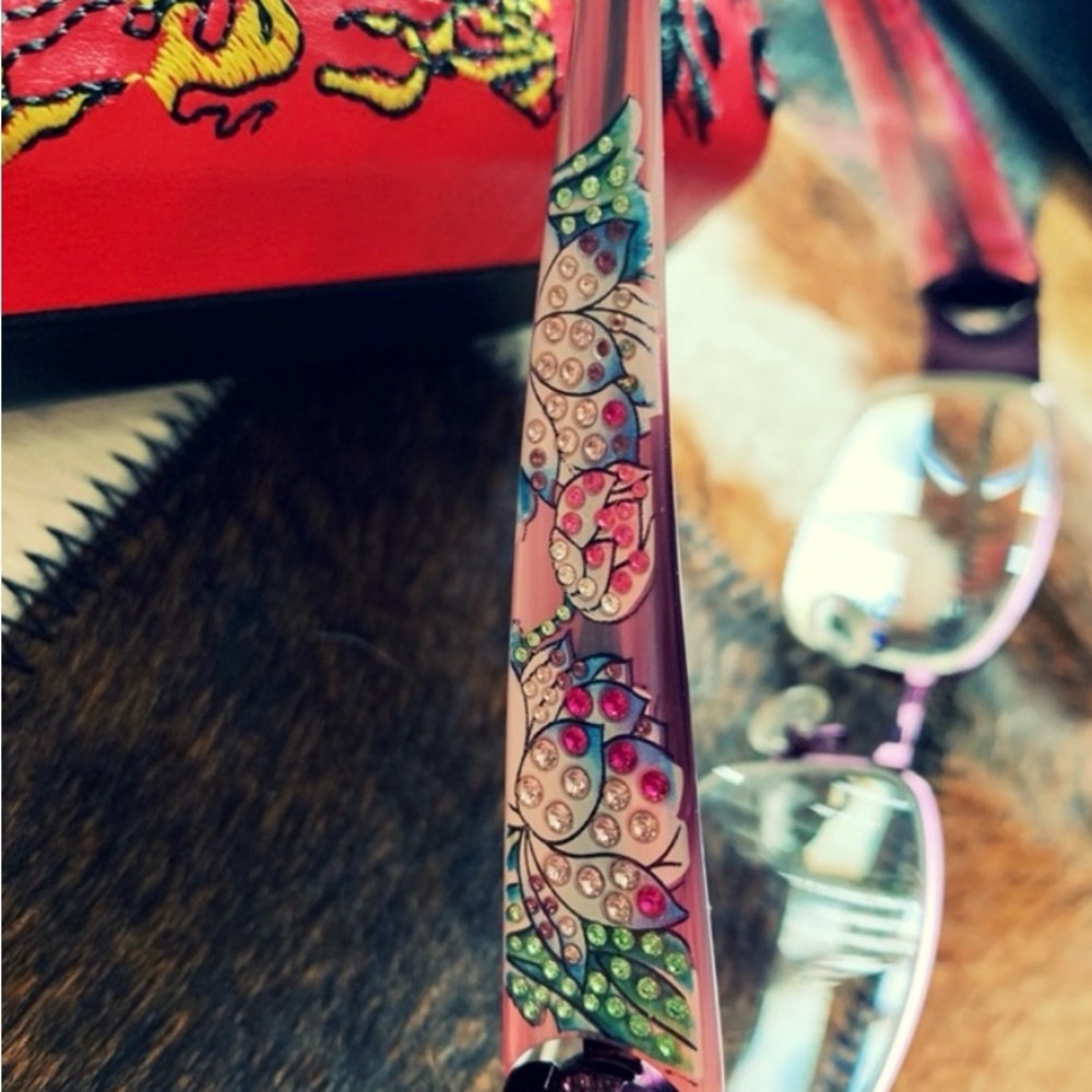 IN SEARCH OF, WILL PAY ANY PRICE!! Ed Hardy Floral Embellished glasses.